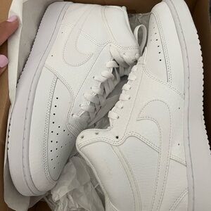 Brand New Women’s Nike Court Mid White 6, 9, 9.5, 10 Sizes